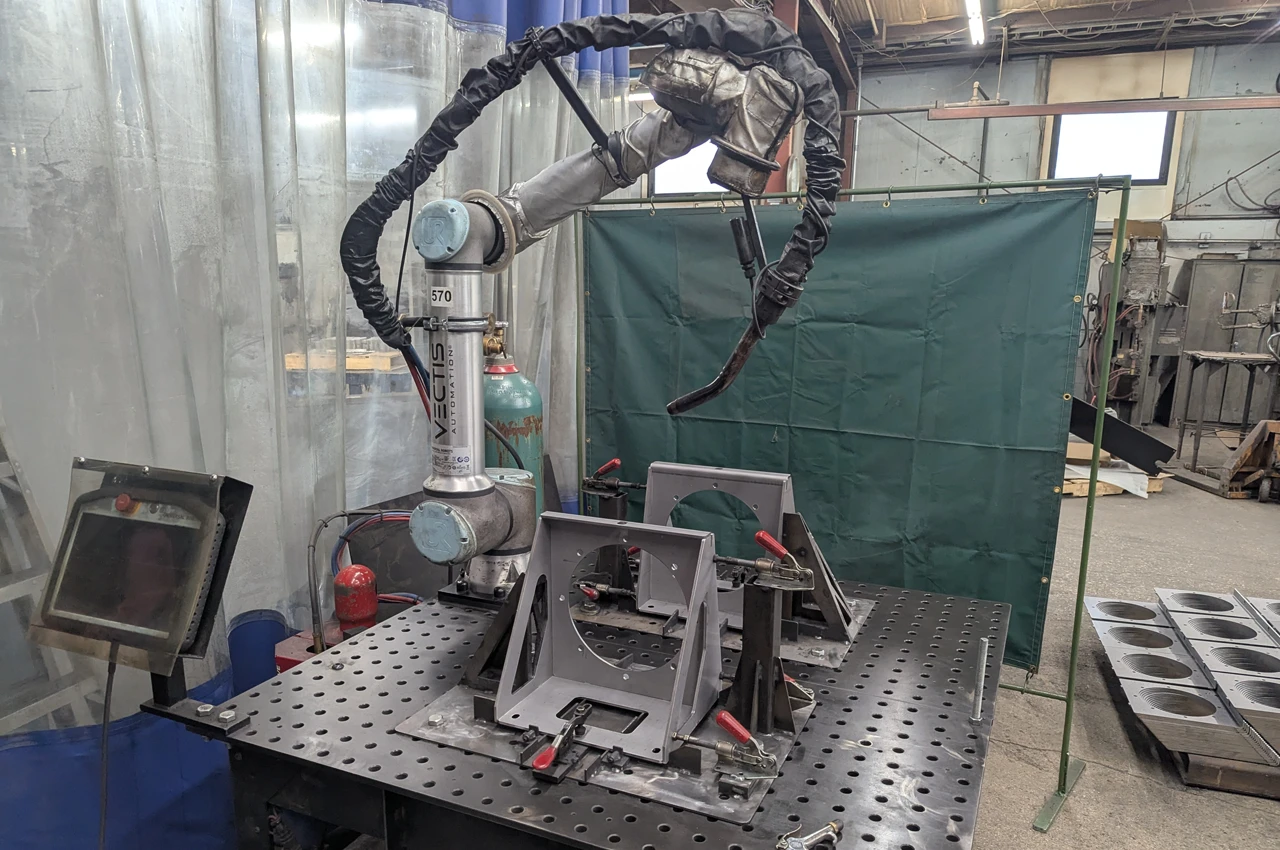 Support graphic showing electrical welding process