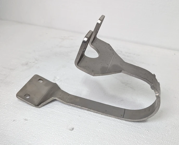 Support image showing precision sheet metal bending